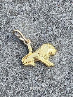 18K Yellow Gold Sitting Lion King of the Jungle Charm