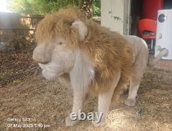 Automated Animatronic Large Lion