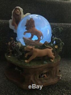 DISNEY LION KING MUSICAL Light Up Snowglobe Globe Rare Large New Boxed