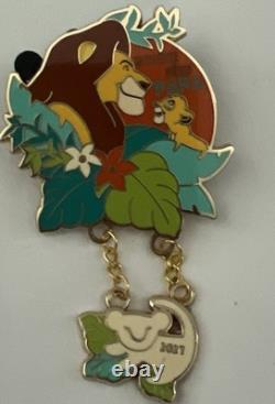 Disney DLP LE 700 Lion King Mufasa Sarabi Simba Mother's & Father's Day Pin Set