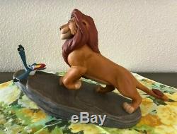 Disney The Lion King Mufasa & Zazu on Pride Rock Ceramic Figurine EUC