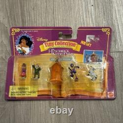 Disney Tiny Collection Polly Pocket Lot Of 5 Lion King Pocahontas Aladdin Mickey