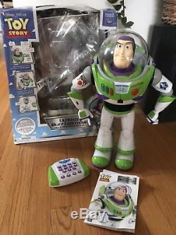 Disney Toy Story Ultimate Buzz Lightyear Progammable Robot Interactive 16