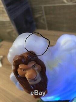 Disney snowglobe lion King Light Up and Musical