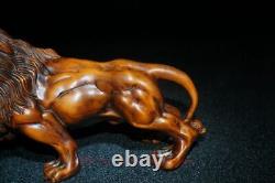 L5.2 Collection China Old Boxwood Hand Carved Force Lion King Statue Decoration