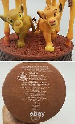 LIMITED Disney Legacy Collection Lion King 25th Anniversary Giraffes Statue