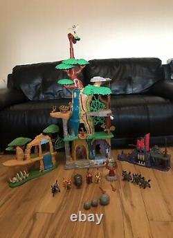 Lion Guard Play sets, Hyena Hide Out, Training Lair & Defend The Pride Land Etc