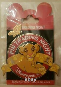 Pin's Disney PIN TRADING NIGHT JUMBO SIMBA ROI LION KING EL 400