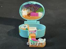 Polly Pocket 1996 Polly Pocket Summer Villa 100% Complete