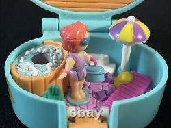 Polly Pocket 1996 Polly Pocket Summer Villa 100% Complete