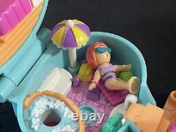 Polly Pocket 1996 Polly Pocket Summer Villa 100% Complete