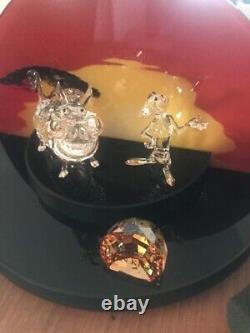 Swarovski Disney Lion King Pumbaa 1049784 Timon 1050963 Boxed Plate & Display