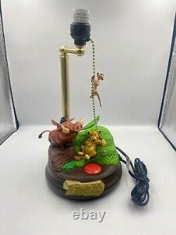 VTG Disney The Lion King Animated Talking Lamp With Box And Lampshade