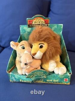 1998 Rare Disney Le Roi Lion Fierté de la Famille de Simba 9 Peluches dans la Boîte Nala Kiara