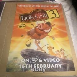 Affiche promotionnelle de la sortie vidéo maison VHS du Roi Lion III de Disney, rare et difficile à trouver.