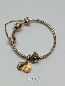 Bracelet Pandora couleur or avec charms Disney Le Roi Lion couleur or