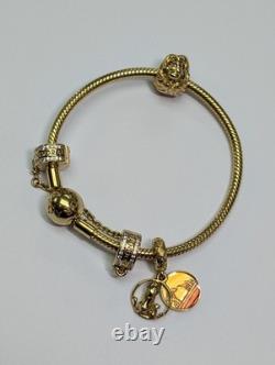 Bracelet Pandora couleur or avec charms Disney Le Roi Lion couleur or