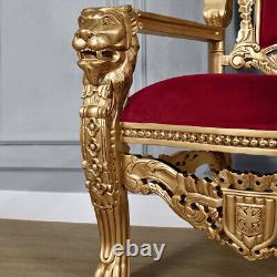 Chaise de trône du Roi Lion avec cadre en feuille d'or et revêtement en velours rouge vineux