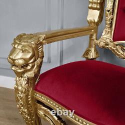 Chaise de trône du Roi Lion avec cadre en feuille d'or et revêtement en velours rouge vineux