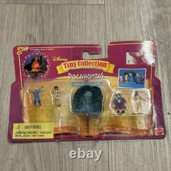 Collection Disney Tiny Polly Pocket Lot de 5 Le Roi Lion Pocahontas Aladdin Mickey