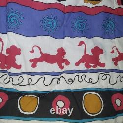 Couette réversible vintage Disney Le Roi Lion des années 90, taille lit simple 62 x 86, bon état d’usage, lire l’annonce