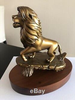 Disney Cast Service Award Membre 20 Ans Simba Le Roi Lion En Bronze Statue Figurine