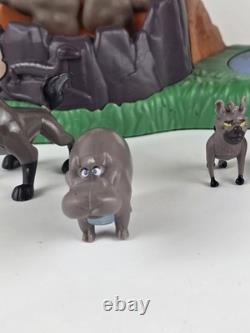 Disney Junior La Garde du Roi Lion : L’Ascension de Scar, coffret de jeu avec figurines, lumières et sons