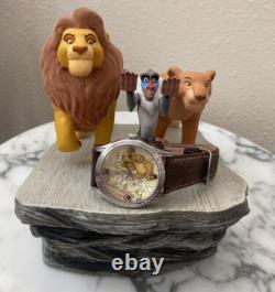 Disney Le Roi Lion Édition Limitée 1000 Figurines Simba Rocher de la Fierté Montre 10ème Anniversaire