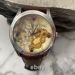 Disney Le Roi Lion Édition Limitée 1000 Figurines Simba Rocher de la Fierté Montre 10ème Anniversaire