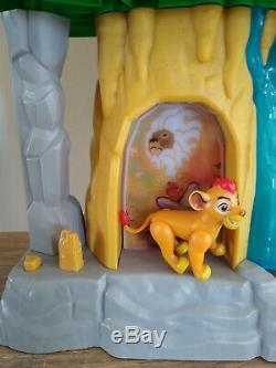 Disney Le Roi Lion / Lion Garde De Formation Lair Playset Et Figures Bundle Rare