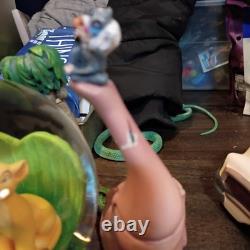 Disney Le Roi Lion Musical Boule à Neige SIMBA'S PRIDE joue la chanson Upendi