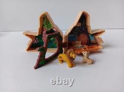 Disney Une fois dans un temps médaillon avec figurines Le Roi Lion/Blanche-Neige/La Belle et la Bête