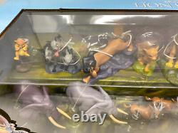 Ensemble de 18 figurines Lion King Mega de Disney Store, neuf.