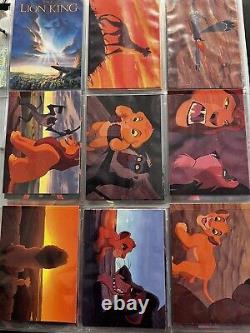 Ensemble de cartes Disney Le Roi Lion SKYBOX avec reliure contenant plus de 100 cartes pop-up, en relief et plus encore