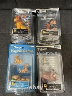 Ensemble de figurines de la collection magique DISNEY LION KING de 4 pièces provenant du Japon