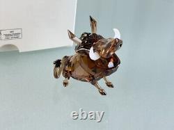 Figurine Swarovski 5681582 Disney Le Roi Lion Pumbaa 5,6 cm. Nouveau produit