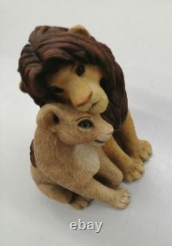 Figurine en poterie du Roi Lion de Disney, présentoir de la Roche de la Fierté