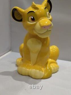 La Banque Cochon en Céramique VGC DISNEY CHINE LE ROI LION SIMBA / H25cm L 16cm