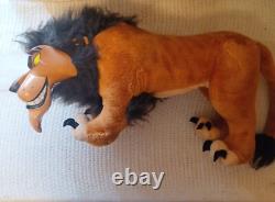 La figurine en céramique Scar du Roi Lion Disney, collectionnable, 5,5 x 3,5 pouces, DVD et peluche.