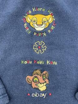 Le crewneck Lion King de Disney Store taille 4/5 enfants vintage Y2K RARE