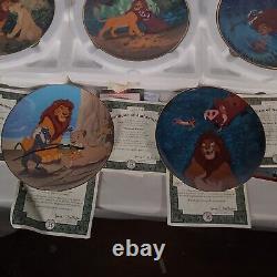 Les Assiettes de Collection Complète de Disney Le Roi Lion de Bradford Exchange, Ensemble de 12