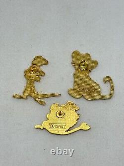 Lot de 3 épingles spéciales de l'édition spéciale du Roi Lion de Disney avec les personnages Timon, Pumbaa et Simba