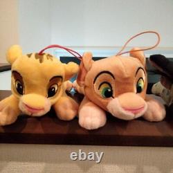 Lot de 4 Peluches Disney Simba du Roi Lion sans étiquette - Vente en Gros de Produits de Personnages