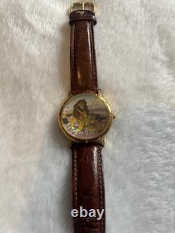 Montre et ensemble de pin's en édition limitée Disney Le Roi Lion 1994 1950/5000 Vintage