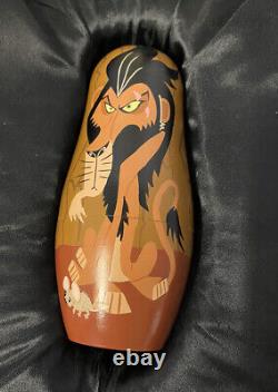 Poupée gigogne édition limitée du Roi Lion de Disney, peinte à la main