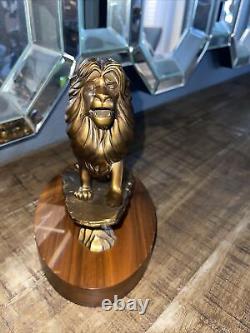 Prix de service de 20 ans Simba Roi Lion Statue en bronze Disney Membre de la distribution