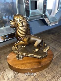 Prix de service de 20 ans Simba Roi Lion Statue en bronze Disney Membre de la distribution