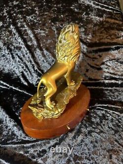 Prix de service de 20 ans de Simba Lion King Disney Statue en bronze pour les employés de la distribution