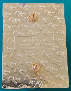 Prototype Disney extrêmement rare aux enchères Timon Le Roi Lion Pin DA07561 OR