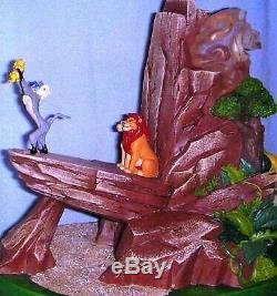 Rare Disney Le Roi Lion Statue